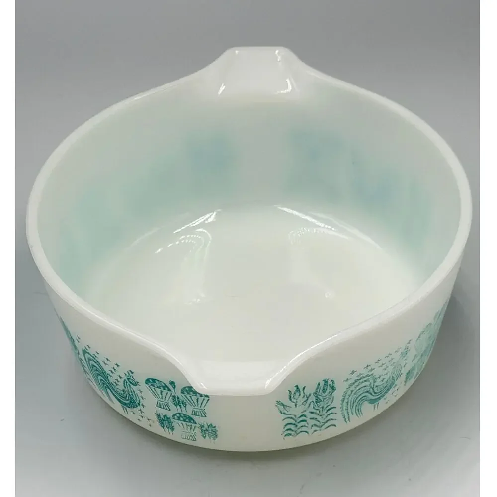 PYREX #472 Blue Amish Butterprint Turquoise Cinderella Casserole Dish READ